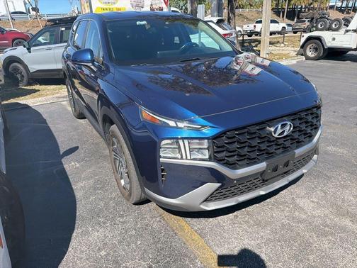 2023 Hyundai SANTA FE SE