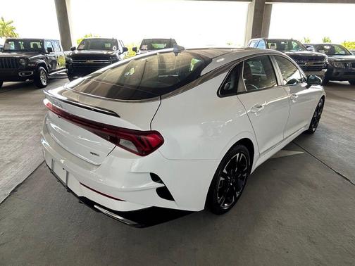 2023 Kia K5 GT-Line