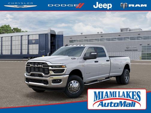Bright White Clearcoat 2026 RAM 3500 Big Horn
