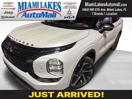 2022 Mitsubishi Outlander ES