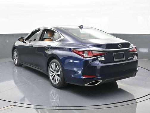2021 Lexus ES 350 Base