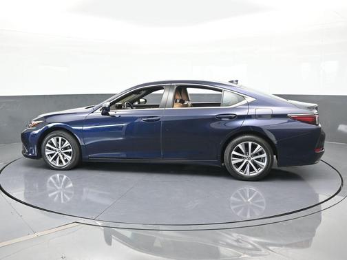 2021 Lexus ES 350 Base