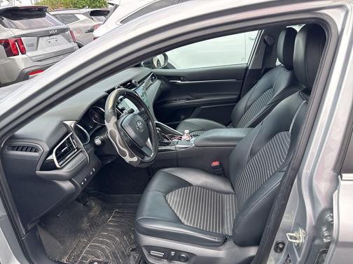 2020 Toyota Camry 