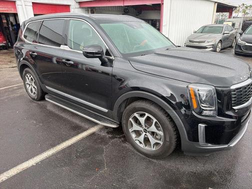 Ebony Black 2021 Kia Telluride EX