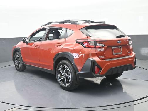 Sun Blaze Pearl 2025 Subaru Crosstrek Premium