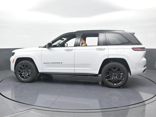 2025 Jeep Grand Cherokee Summit