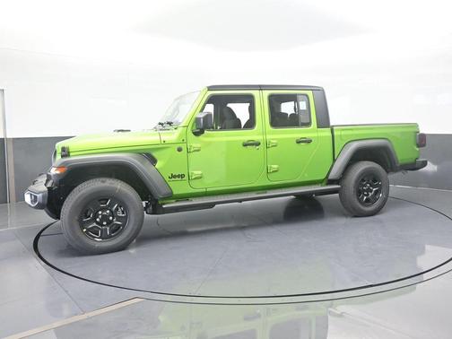 2026 Jeep Gladiator Sport
