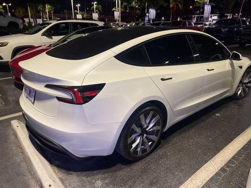 2024 Tesla Model 3 Base