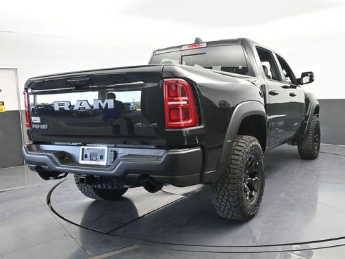 Diamond Black 2026 RAM 1500 RHO