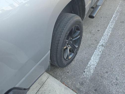 Billet Silver Metallic Clearcoat 2023 RAM 1500 Big Horn