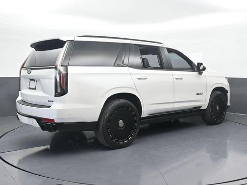2023 Cadillac Escalade V-Series