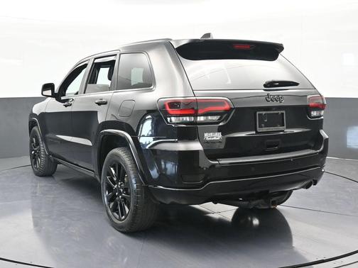 2018 Jeep Grand Cherokee Altitude