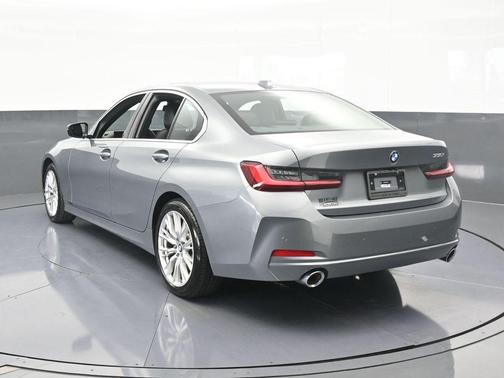2024 BMW 330 i