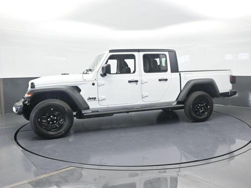 2026 Jeep Gladiator Sport