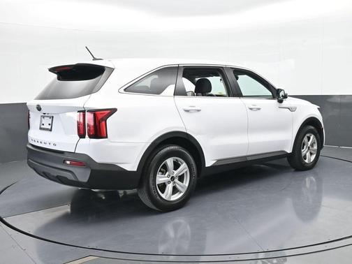2021 Kia Sorento LX