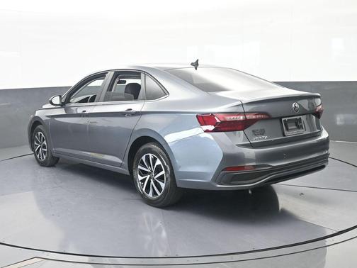 Platinum Gray Metallic 2024 Volkswagen Jetta 1.5T S