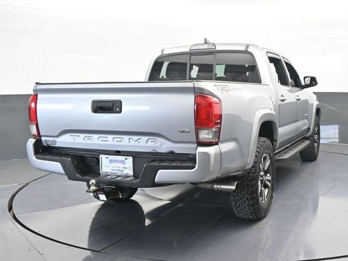 2016 Toyota Tacoma TRD Sport