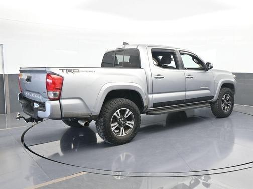 2016 Toyota Tacoma TRD Sport