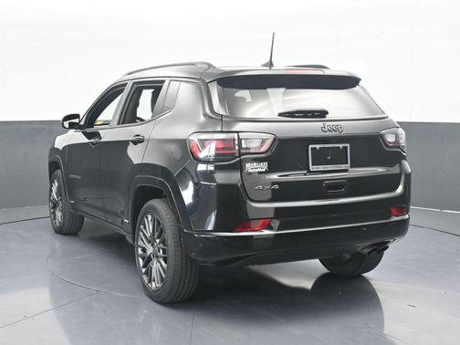 2022 Jeep Compass Altitude