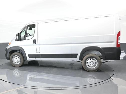 2025 RAM ProMaster 1500 Low Roof