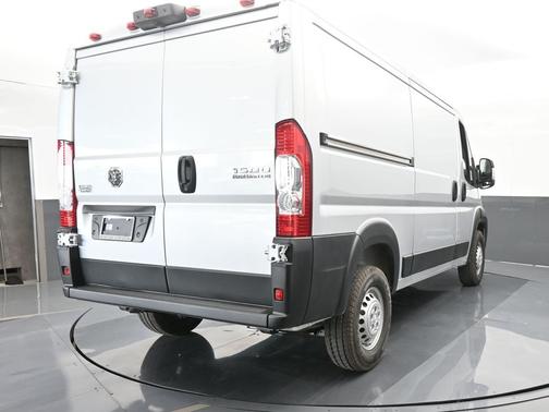 Bright Silver Clearcoat Metallic 2025 RAM ProMaster 1500 Low Roof