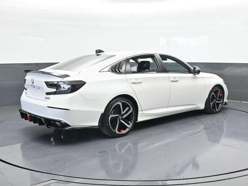 2022 Honda Accord Sport SE