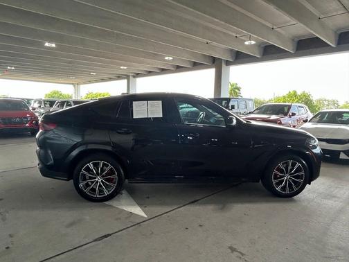 Black Sapphire Metallic 2025 BMW X6 xDrive40i