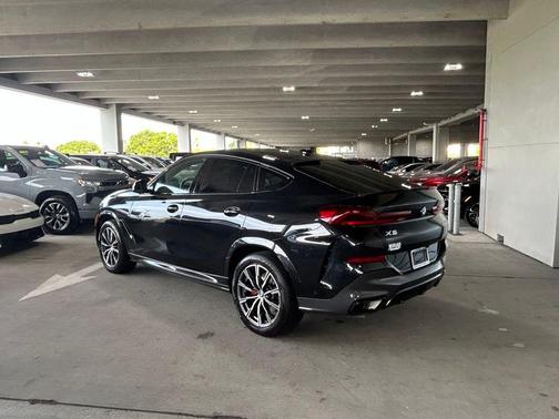 Black Sapphire Metallic 2025 BMW X6 xDrive40i