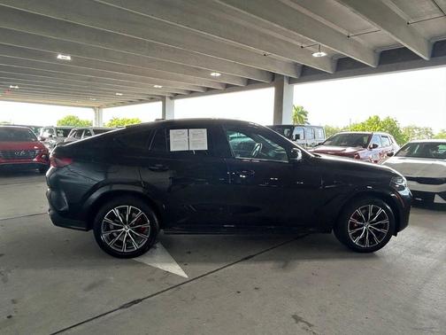 Black Sapphire Metallic 2025 BMW X6 xDrive40i