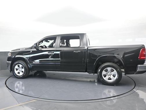 Diamond Black 2026 RAM 1500 Big Horn/Lone Star