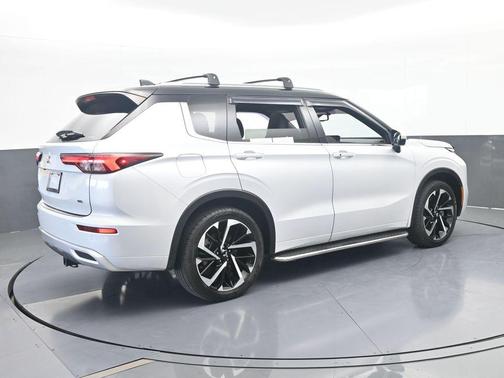 2024 Mitsubishi Outlander