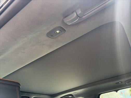 2022 Jeep Grand Wagoneer Series II