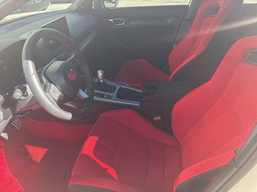 2023 Honda Civic Type R Base