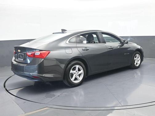 Nightfall Gray Metallic 2018 Chevrolet Malibu 1LS