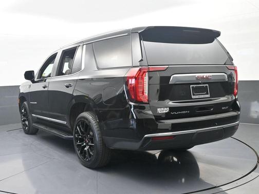 Onyx Black 2023 GMC Yukon SLT