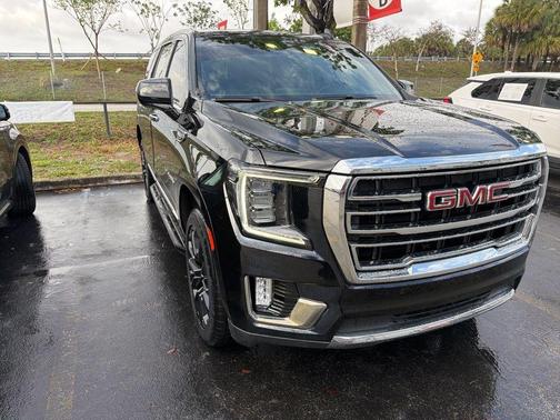 Onyx Black 2023 GMC Yukon SLT