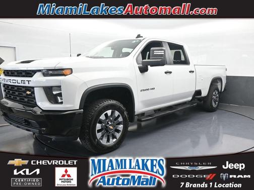 Summit White 2022 Chevrolet Silverado 2500 Custom