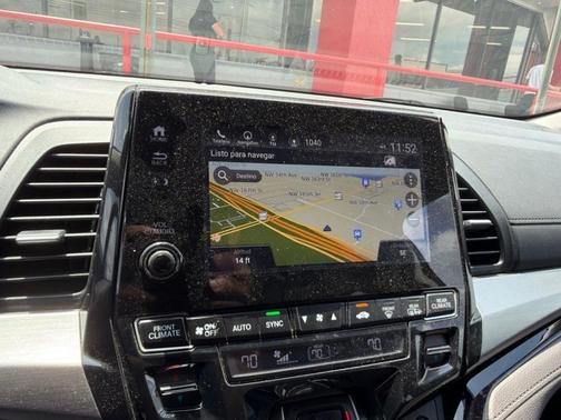 White 2019 Honda Odyssey Elite