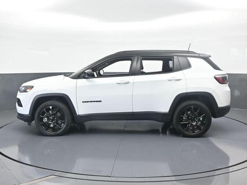 2023 Jeep Compass Altitude