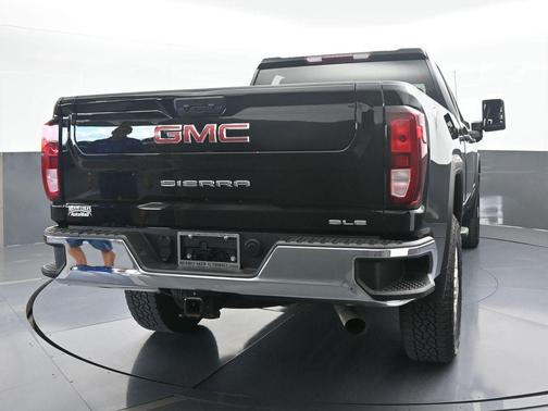 2024 GMC Sierra 2500 SLE