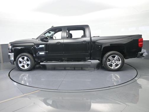 Black 2018 Chevrolet Silverado 1500 LT