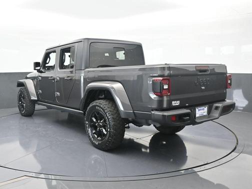 2021 Jeep Gladiator Sport