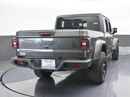 2021 Jeep Gladiator Sport
