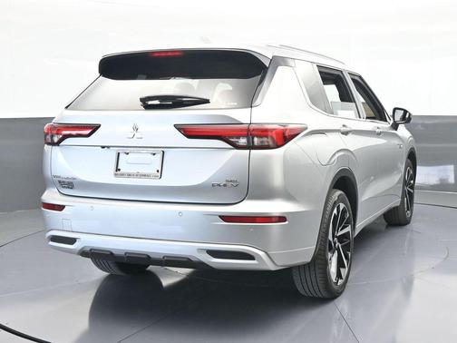 2023 Mitsubishi Outlander PHEV SEL