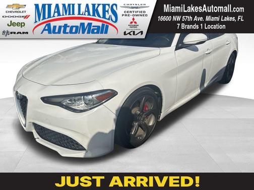 2017 Alfa Romeo Giulia Base