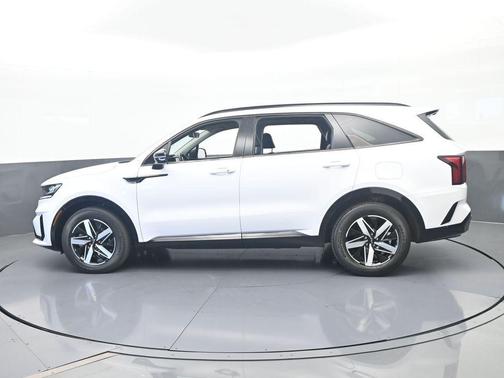 Glacial White Pearl 2022 Kia Sorento EX