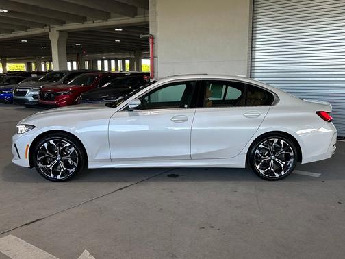 White Metallic 2026 BMW 330 330i