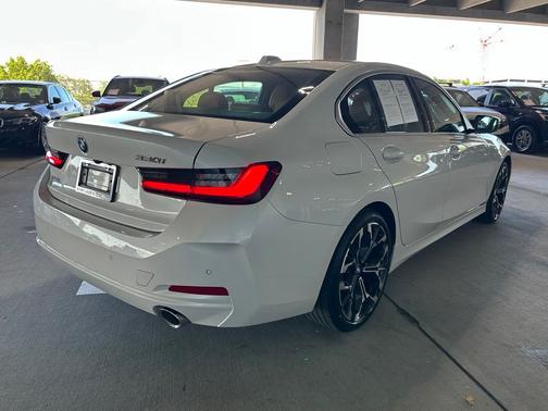 White Metallic 2026 BMW 330 330i