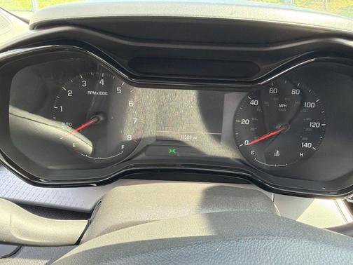 Mosaic Black Metallic 2024 Chevrolet Trax LS