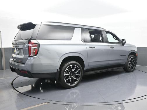 2024 Chevrolet Suburban RST